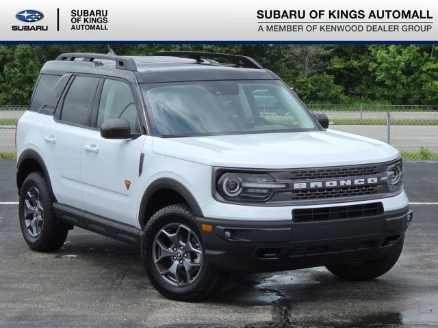 Oxford White 2023 Ford Bronco Sport SUV / Crossover All-Wheel Drive 8-Speed Automatic