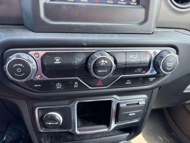 Used 2023 Gray Jeep Sport image 20