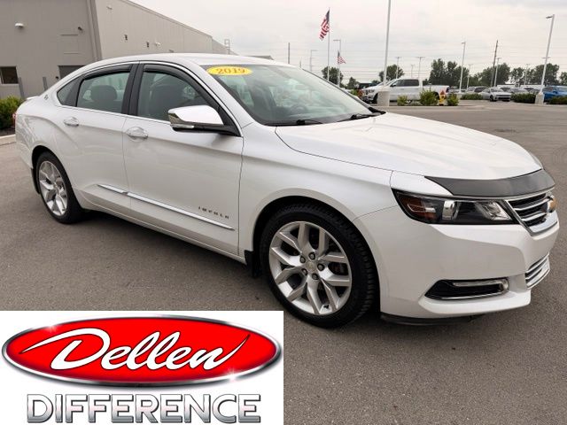 White (Iridescent Pearl Tricoat) 2019 Chevrolet Impala Sedan Front-Wheel Drive 6-Speed Automatic Overdrive