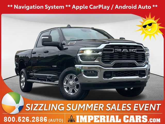 2026 RAM 2500 Big Horn Crew Cab 4WD Negro (Diamond Black Crystal PC) Camioneta Todo terreno 8 velocidades Automática