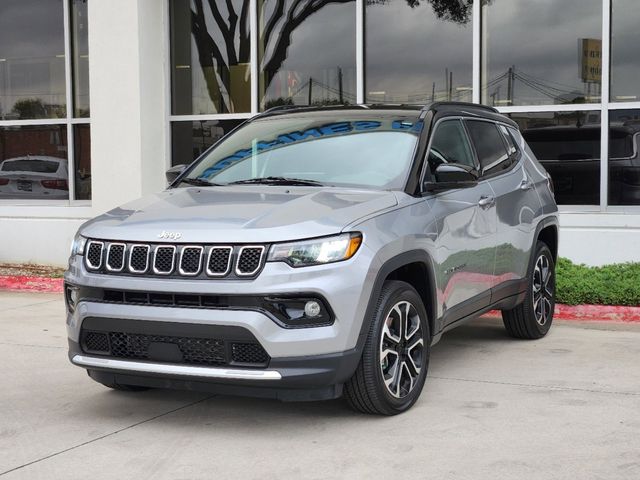 2023 Jeep Compass Limited 3