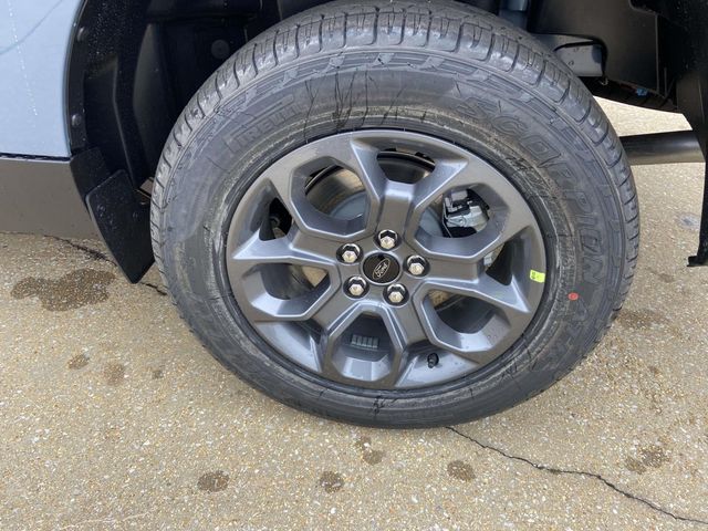 New 2026 Gray Ford XLT image 7