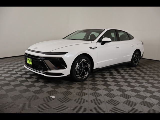 2026 Hyundai Sonata SEL AWD's photo