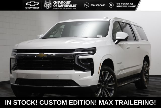 Summit White 2026 Chevrolet Suburban SUV / Crossover Four-Wheel Drive 