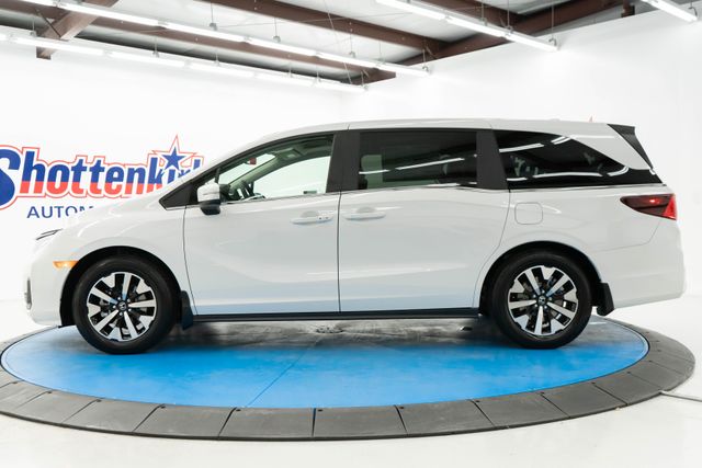 New 2026 Honda Odyssey Van