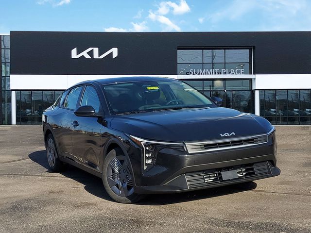 2025 Kia K4 LX FWD
