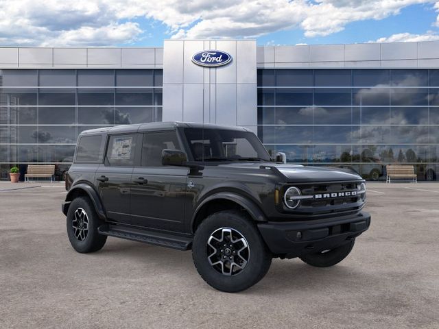 New 2026 Shadow Black Ford Outer Banks® image 7