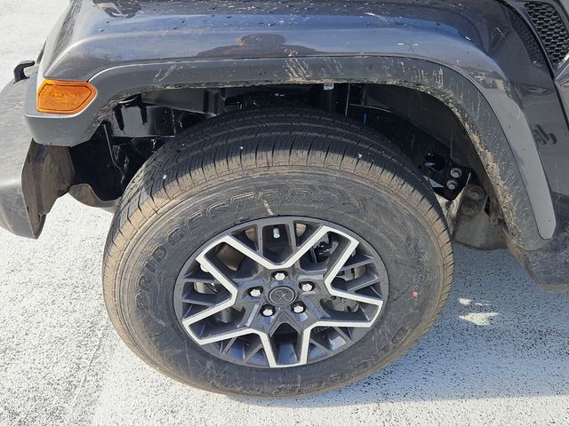 New 2026 Gray Jeep Sahara image 25