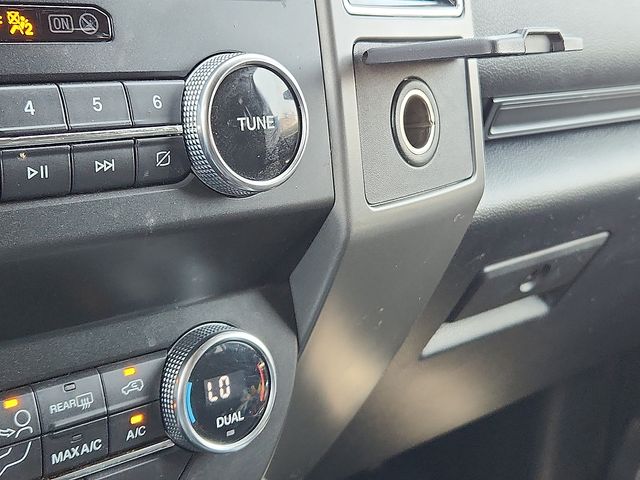 Used Car 2021 Ford Expedition  Xlt For Sale Under $35,000 In Plainview, Texas