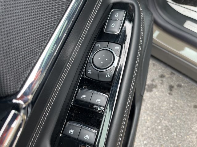 New 2025 Gray Lincoln Reserve image 35