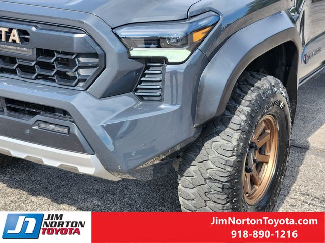 Used 2025 Toyota Tacoma Hybrid Truck