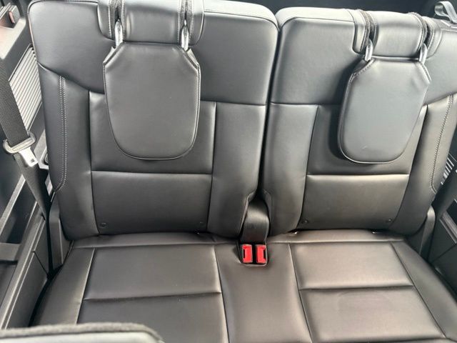 2022 Carbonized Gray Metallic Ford Explorer XLT 4X4 SUV