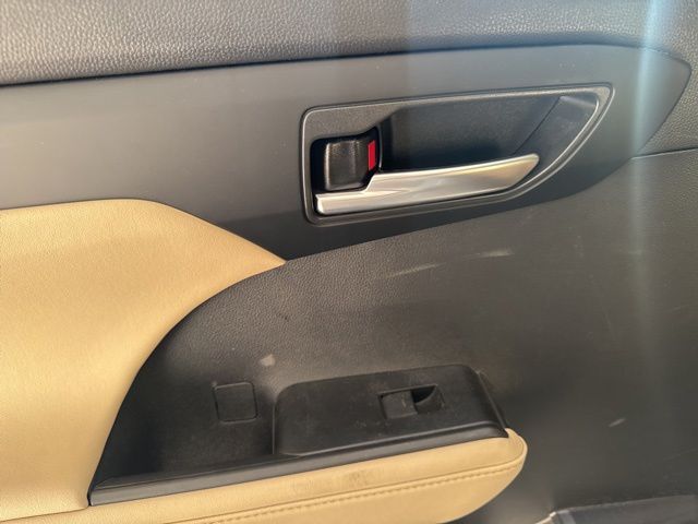 2023 Toyota Highlander XLE Beige at Don McGill Toyota