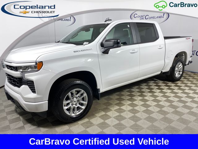 Summit White 2026 Chevrolet Silverado 1500 Pickup Truck Four-Wheel Drive Automatic