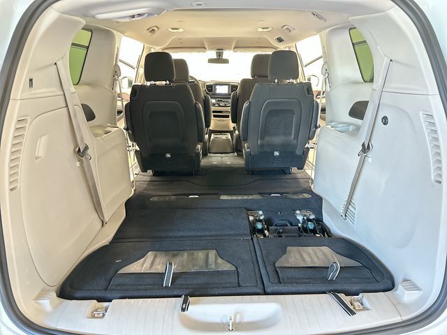 2022 Chrysler Voyager LX White at Phil Fitts Ford