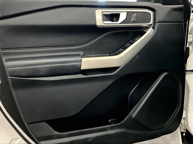2022 Ford Explorer XLT White at Bob Ruth Ford