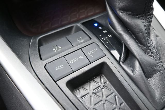 Used 2020 Toyota RAV4 SUV