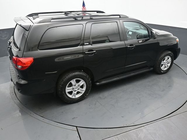 2016 Toyota Sequoia SR5 42