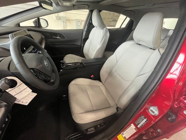 2024 Toyota Prius XLE photo