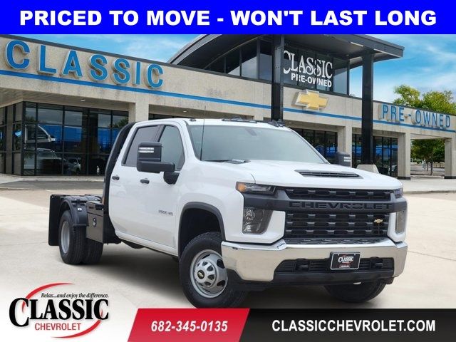 Summit White 2023 Chevrolet Silverado 3500HD Work Truck Crew Cab LB 4WD Pickup Truck Four-Wheel Drive Automatic