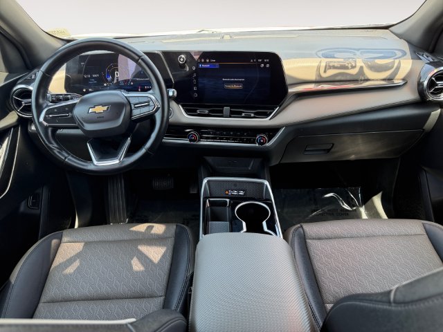 Used 2025 Chevrolet Equinox SUV