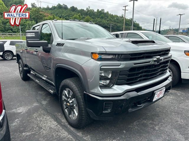 Sterling Gray Metallic 2024 Chevrolet Silverado 2500HD Pickup Truck Four-Wheel Drive Automatic