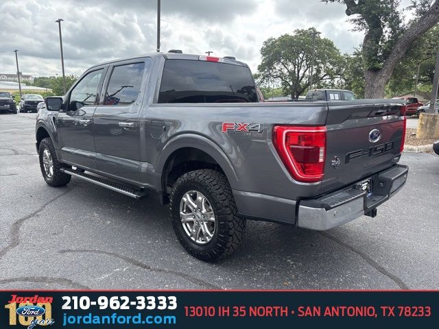 Used Car 2021 Ford F-150  Xlt For Sale Under $40,000 In San Antonio, Texas