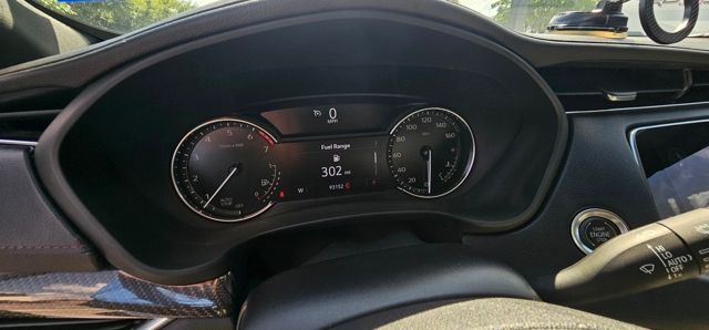 Thumbnail: 2021 Cadillac XT4 - 9