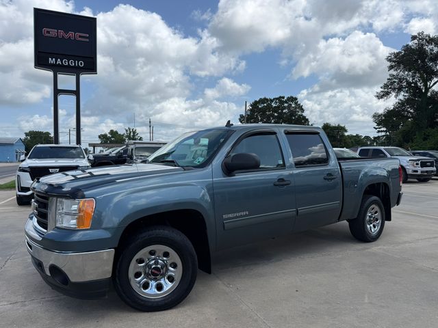 Stealth Gray Metallic 2011 GMC Sierra 1500 Pickup Truck 4X2 4-Speed Automatic Overdrive