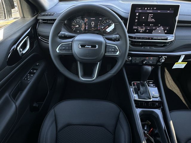 2026 Jeep Compass Latitude - 7