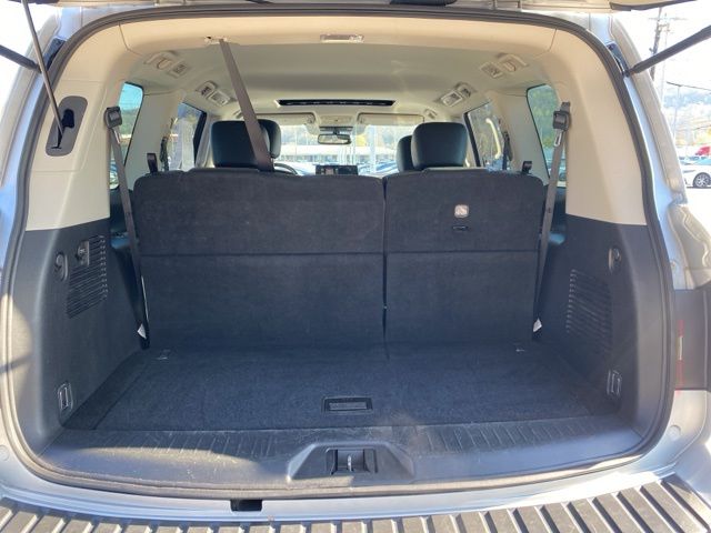 2023 Nissan Armada SL photo
