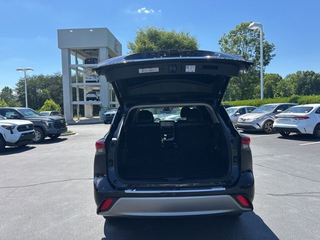 2021 Toyota Highlander Platinum - Photo 9