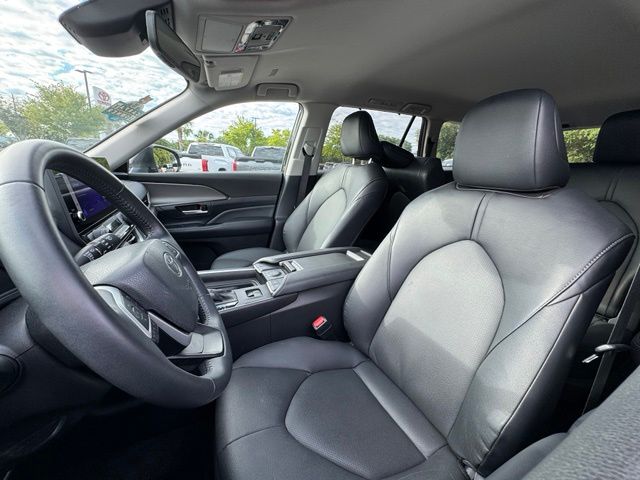 Used 2024 Toyota Grand Highlander SUV