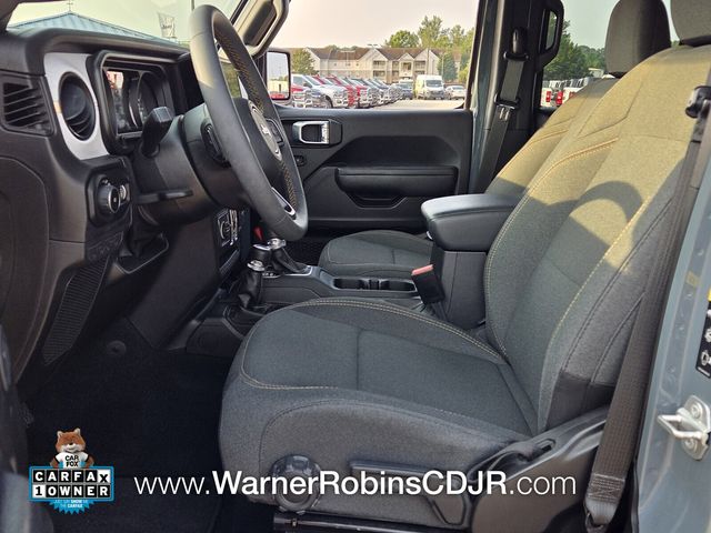 Used 2024 Gray Jeep Sport S image 5