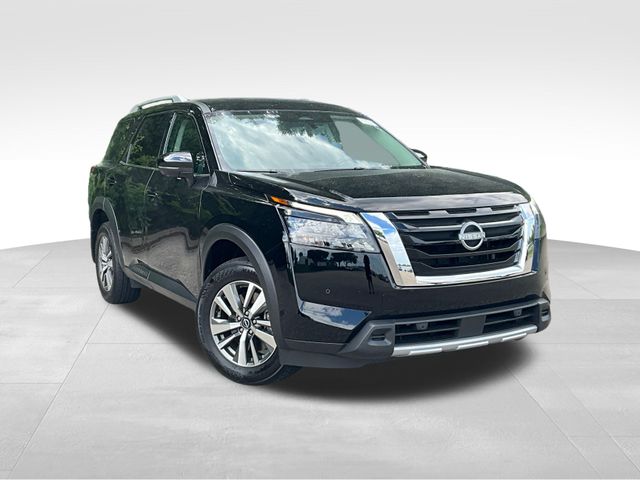 2025 Nissan Pathfinder SL 4WD    