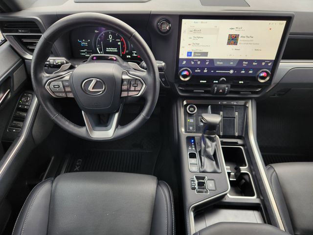 2024 Lexus GX 550 Luxury Green at Westside Lexus