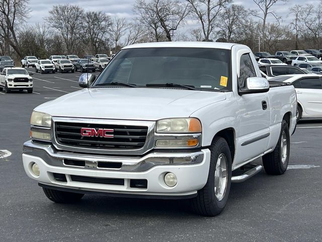 2005 GMC Sierra 1500 SLE Standard Cab SB