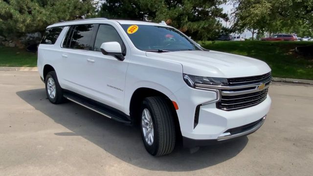 2023 Chevrolet Suburban LT 2