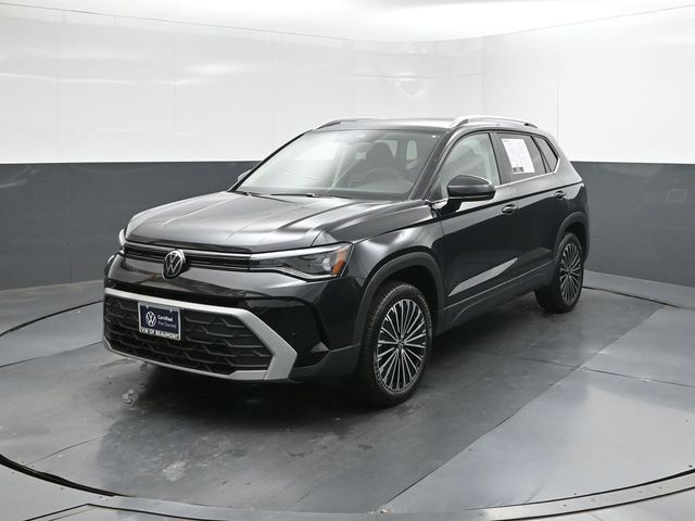 2026 Volkswagen Taos SE FWD