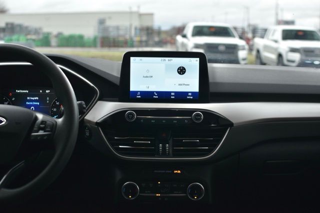 Used 2022 Ford Escape Hybrid SE 4D Sport Utility