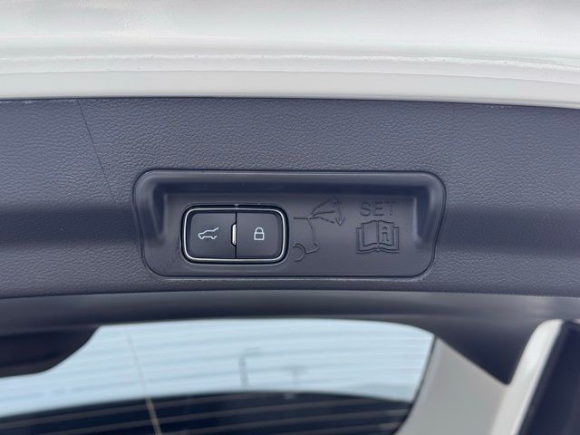 2026 Ford Explorer Active (200A)