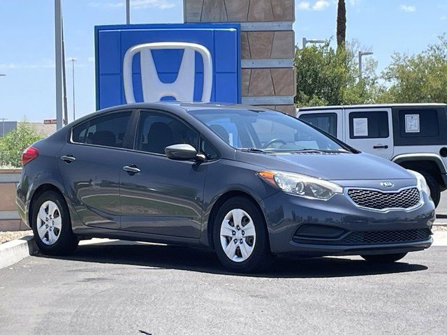 Used 2016 Steel Blue Metallic Kia LX image 3