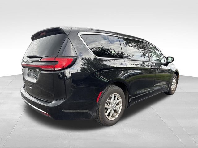 2024 Chrysler Pacifica Touring L Black at Matthews Motors of Wilmington