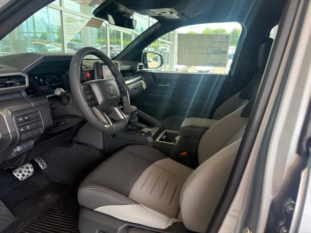2025 Toyota Tacoma TRD Sport Double Cab photo 9