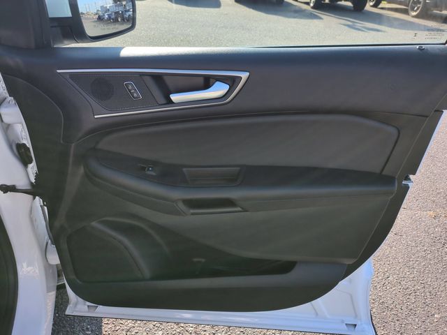 Used 2024 White Ford SEL image 31
