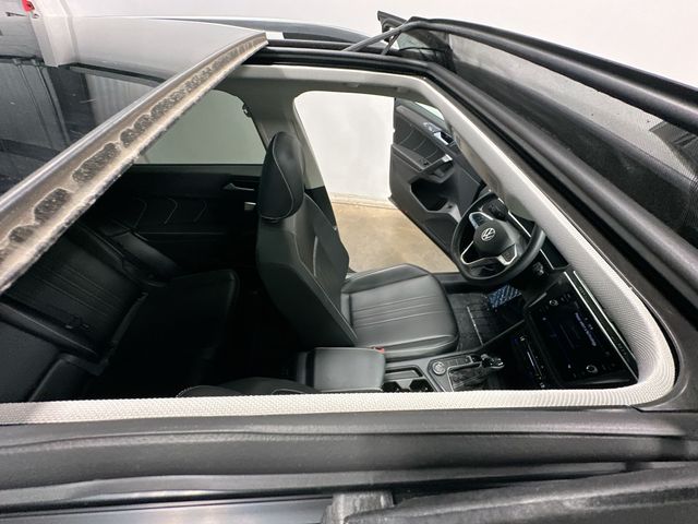 2024 Volkswagen Tiguan 2.0T SE Black at Sutliff Volkswagen
