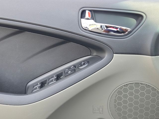 Used 2015 Kia Forte Sedan