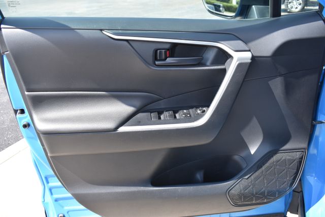 Used 2019 Toyota RAV4 SUV