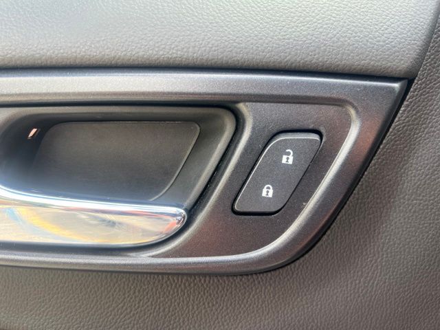 2020 Chevrolet Tahoe Premier - Pearl exterior view 17