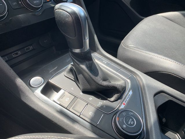 2018 Volkswagen Tiguan 2.0T SE photo